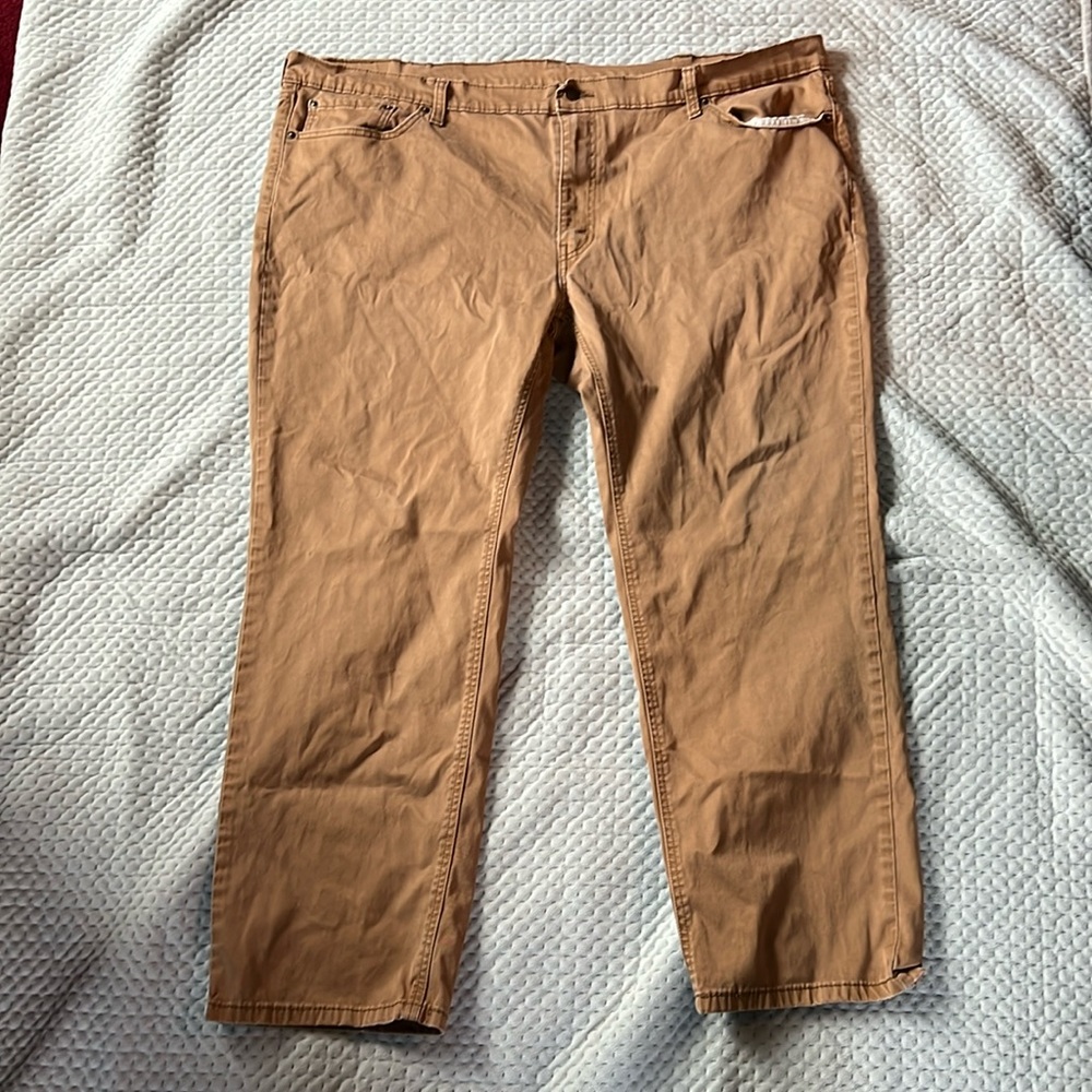 Levi’s khaki jeans